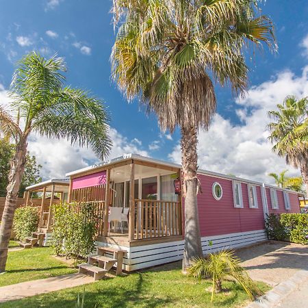 Hotel Alannia Els Prats Mont-roig del Camp Esterno foto