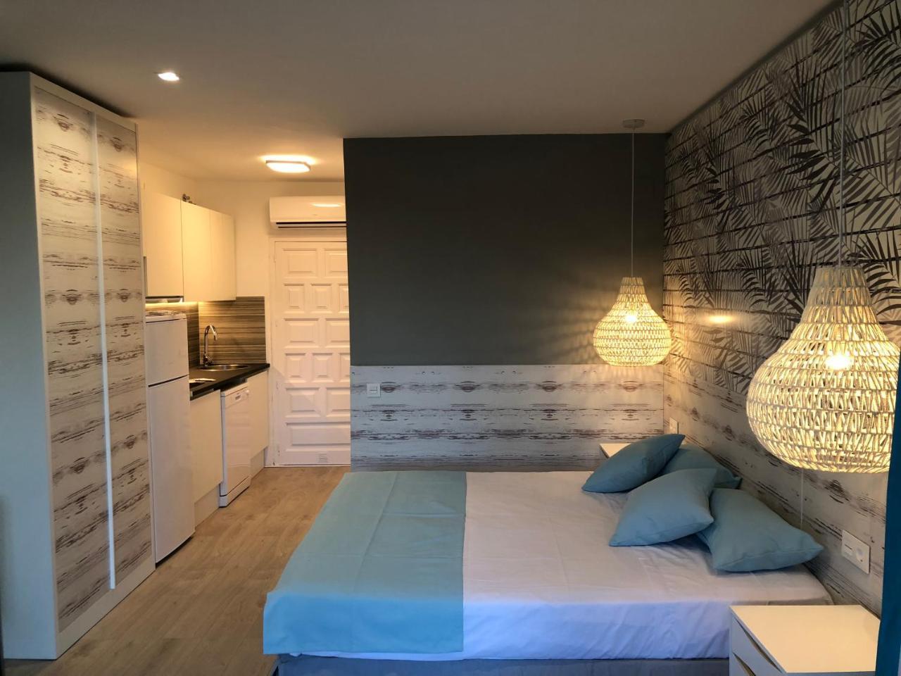Hotel Alannia Els Prats Mont-roig del Camp Esterno foto